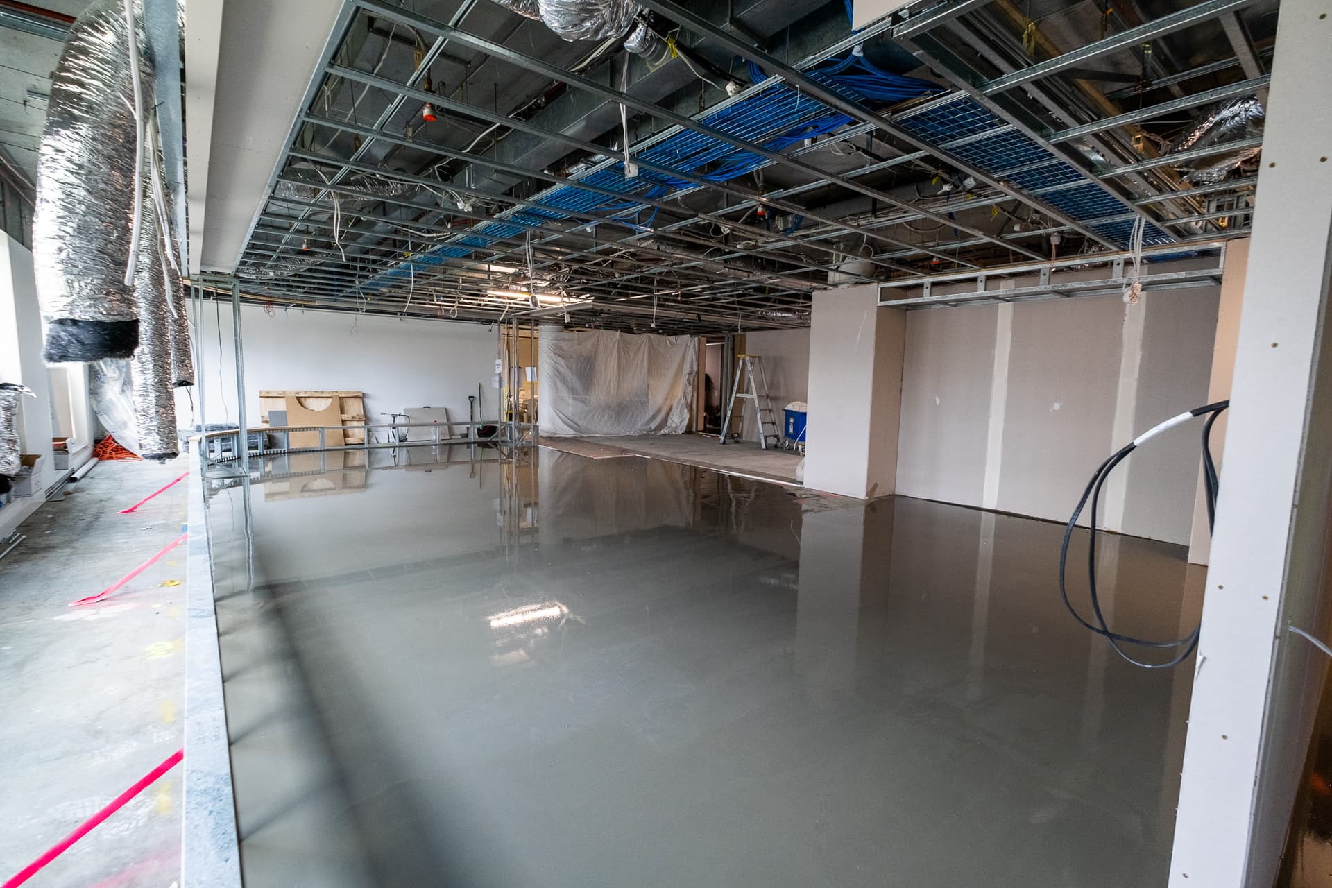 Floor screeding project completed on time